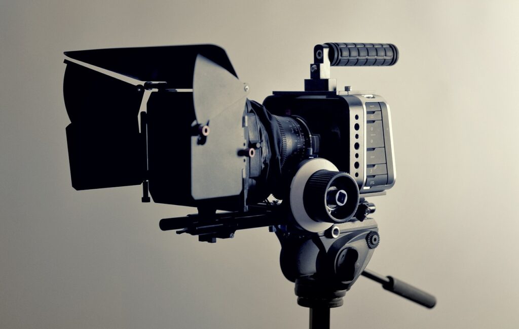 camera, cinema, filmmaking-2341279.jpg